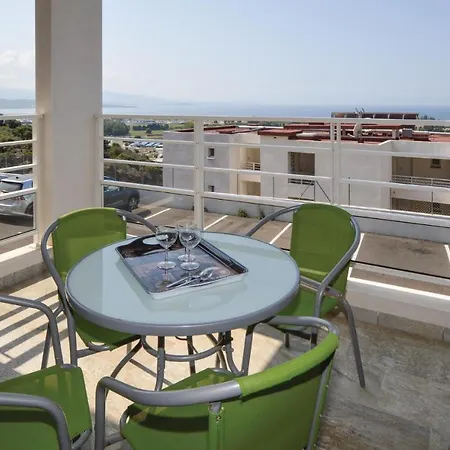 Daire 1 Bedroom Gorgeous Apartment In Ajaccio